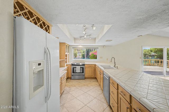 965 E LAMPLIGHTER Lane, Tempe, AZ 85283
