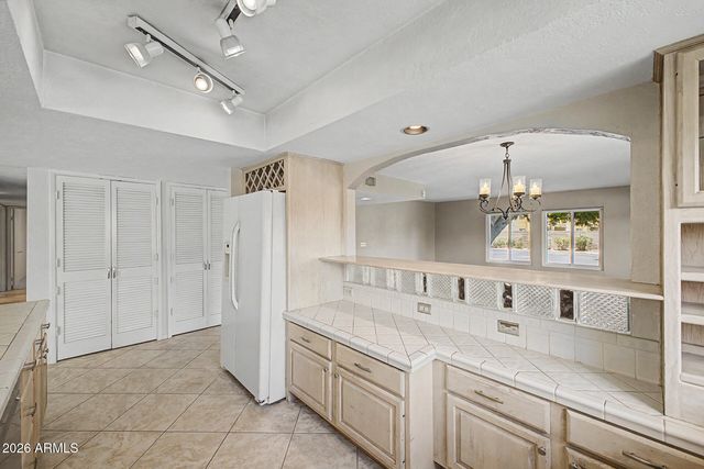 965 E LAMPLIGHTER Lane, Tempe, AZ 85283