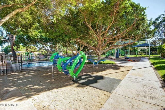 965 E LAMPLIGHTER Lane, Tempe, AZ 85283