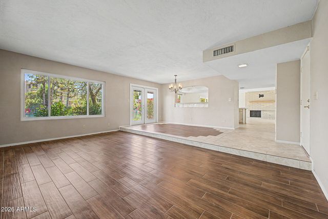 965 E LAMPLIGHTER Lane, Tempe, AZ 85283