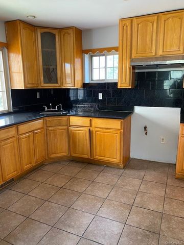 5742 159th Street, Fresh Meadows, NY 11365