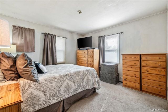 122 Balsam Lane, Levittown, NY 11756