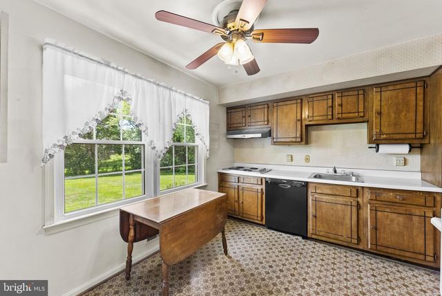 10005 COPELAND DR, Manassas, VA 20109