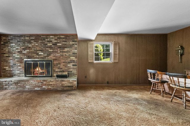 10005 COPELAND DR, Manassas, VA 20109