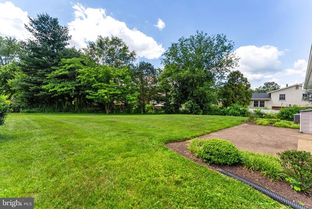 10005 COPELAND DR, Manassas, VA 20109
