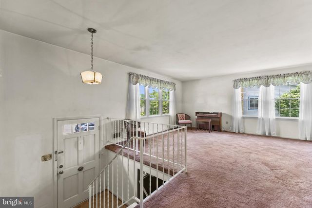 10005 COPELAND DR, Manassas, VA 20109