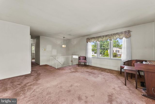 10005 COPELAND DR, Manassas, VA 20109