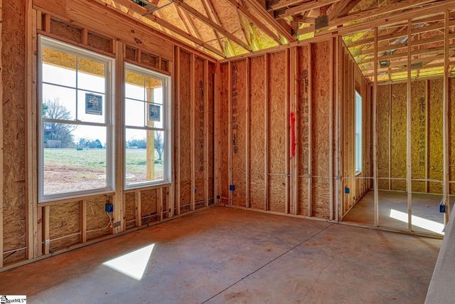 812 Old Island Ford Road, Chesnee, SC 29323