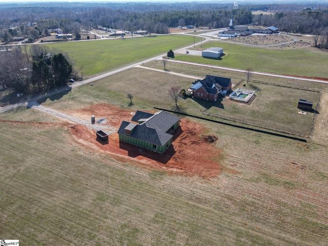 812 Old Island Ford Road, Chesnee, SC 29323