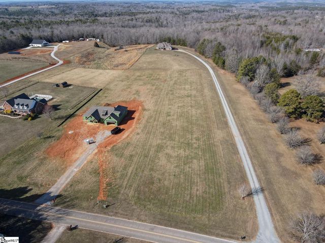 812 Old Island Ford Road, Chesnee, SC 29323