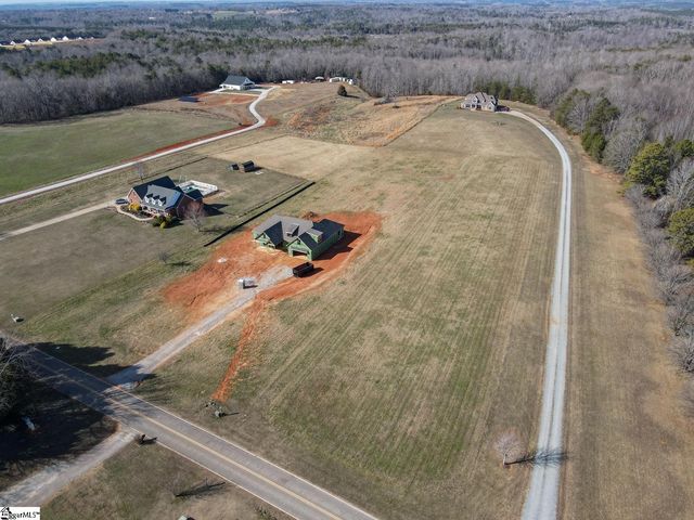 812 Old Island Ford Road, Chesnee, SC 29323