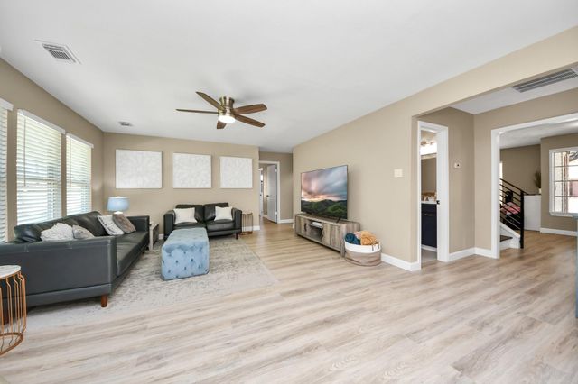 2506 Foxden Drive, Pearland, TX 77584