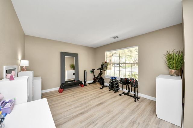 2506 Foxden Drive, Pearland, TX 77584