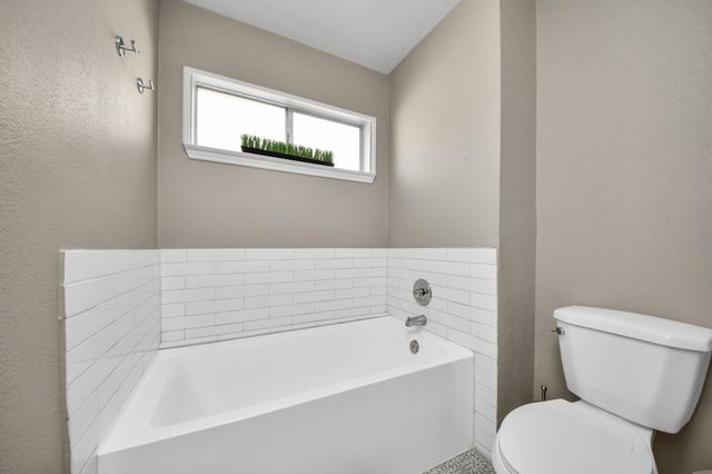 2506 Foxden Drive, Pearland, TX 77584