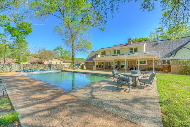 308 Trailwood Drive, Crockett, TX 75835