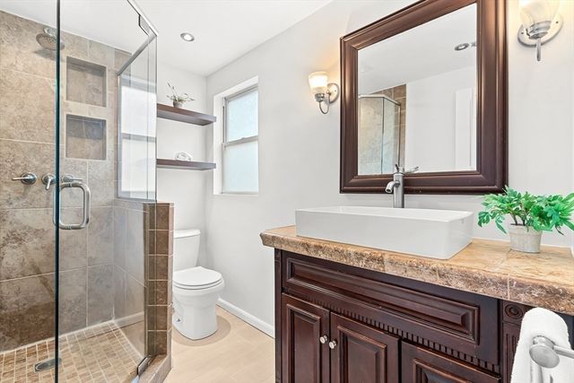 61 E Albion St, Somerville, MA 02145