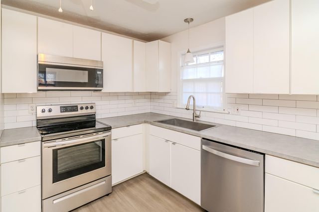 3839 Northampton Drive, Lexington, KY 40517