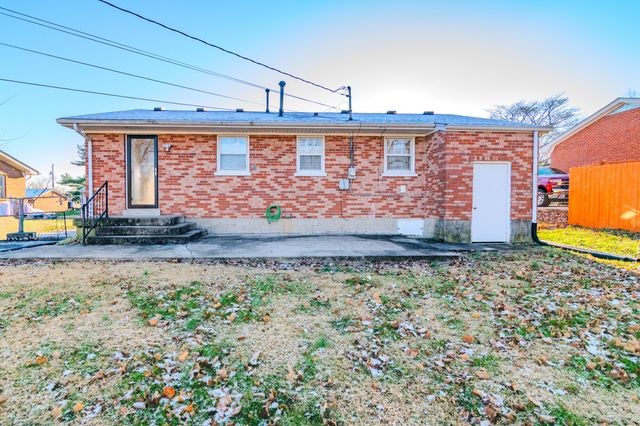 3839 Northampton Drive, Lexington, KY 40517