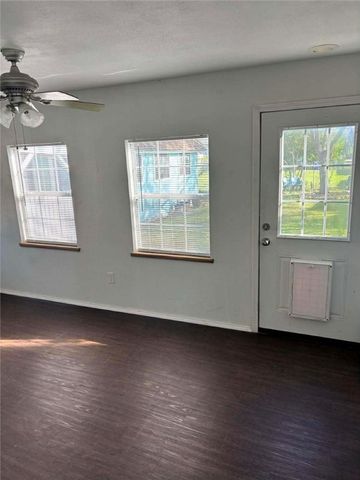 425 Palmero St, Corpus Christi, TX 78404