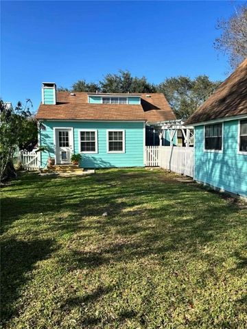 425 Palmero St, Corpus Christi, TX 78404