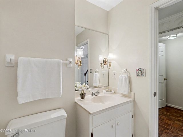 3607 Brownsboro Rd 13, Louisville, KY 40207