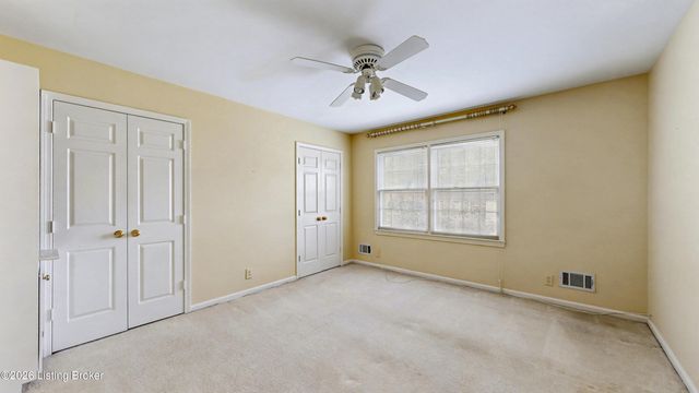 3607 Brownsboro Rd 13, Louisville, KY 40207