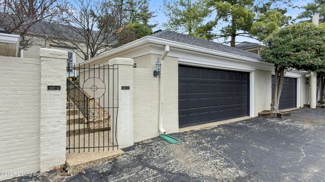 3607 Brownsboro Rd 13, Louisville, KY 40207