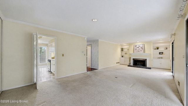 3607 Brownsboro Rd 13, Louisville, KY 40207