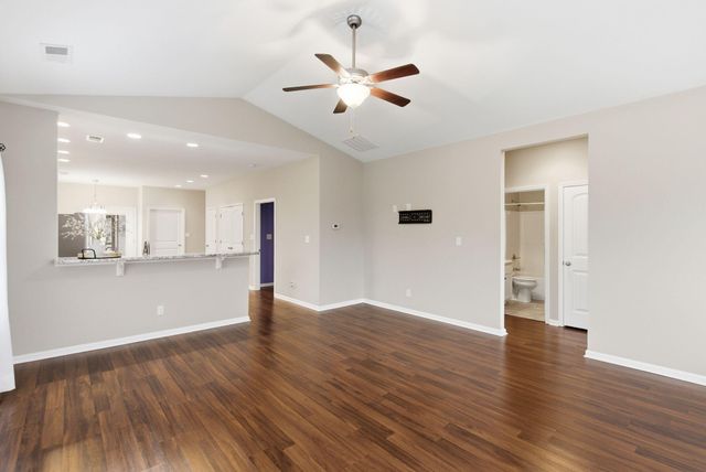 197 Ridge View Road, Versailles, KY 40383