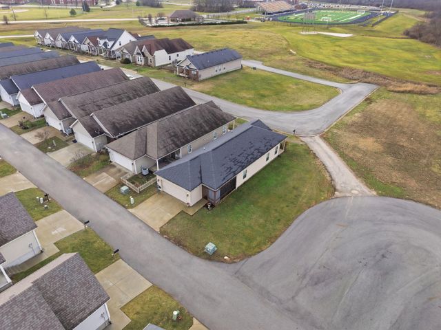 197 Ridge View Road, Versailles, KY 40383