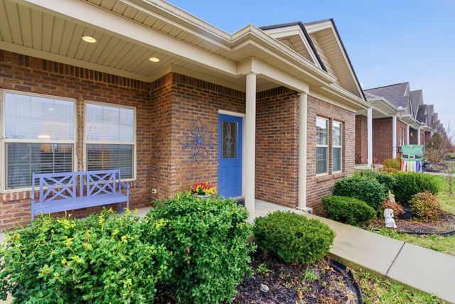 197 Ridge View Road, Versailles, KY 40383