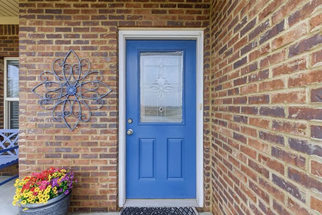 197 Ridge View Road, Versailles, KY 40383