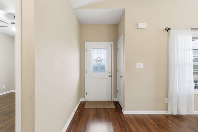 197 Ridge View Road, Versailles, KY 40383