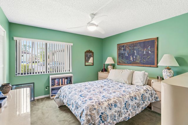 314 Knotty Pine Circle C-1, Greenacres, FL 33463