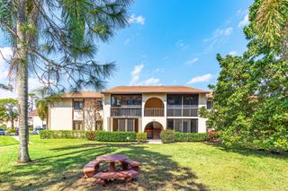 314 Knotty Pine Circle C-1, Greenacres, FL 33463