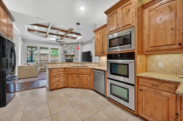 8009 Long Trail Drive, North Richland Hills, TX 76182