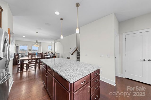 2813 Grand Union Way, Charlotte, NC 28209