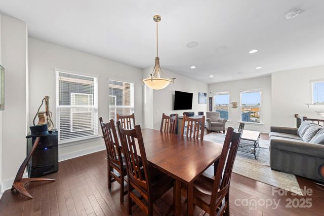 2813 Grand Union Way, Charlotte, NC 28209