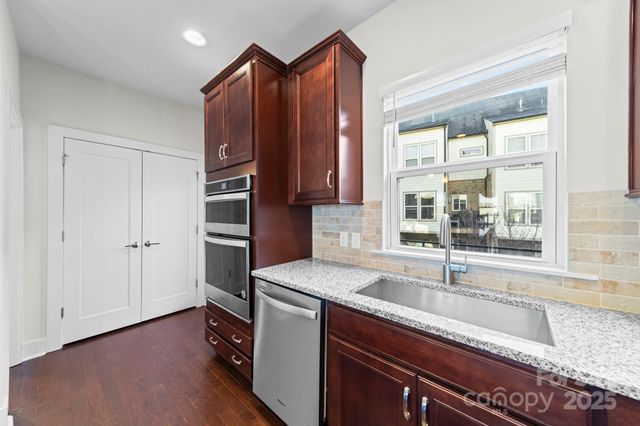 2813 Grand Union Way, Charlotte, NC 28209