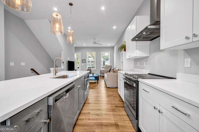 2022 BIXBY BYWAY Road SE, Atlanta, GA 30317