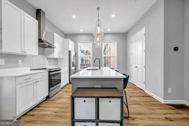 2022 BIXBY BYWAY Road SE, Atlanta, GA 30317