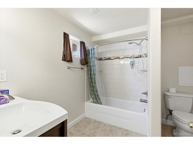 2172 S Zeno St, Aurora, CO 80013