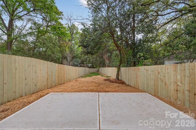 3217 Credenza Road, Charlotte, NC 28208