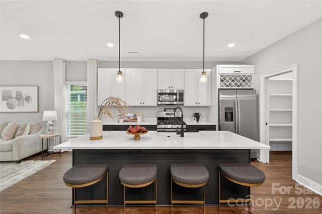 3217 Credenza Road, Charlotte, NC 28208