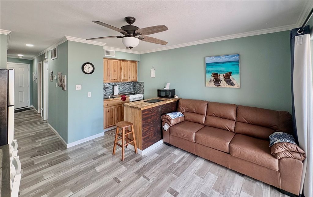 3938 Surfside Blvd 3121, Corpus Christi, TX 78402 — photo 2