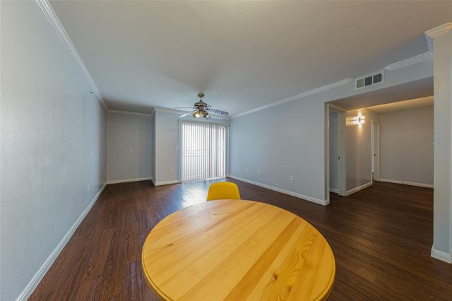 501 W 26th ST 103, Austin, TX 78705