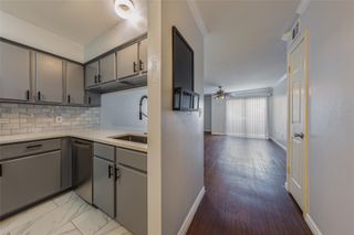 501 W 26th ST 103, Austin, TX 78705