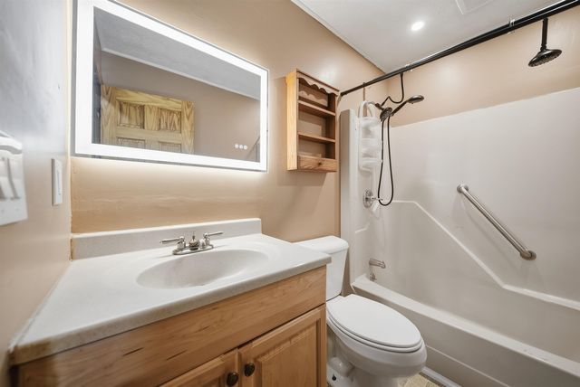 140 Victory Drive, Franklin, NH 03235