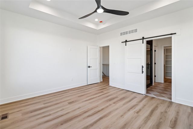 17317 Brookview Drive, Urbandale, IA 50263