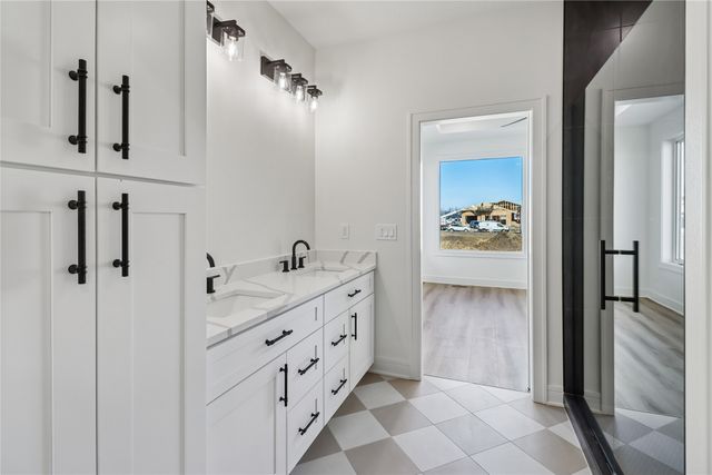 17317 Brookview Drive, Urbandale, IA 50263